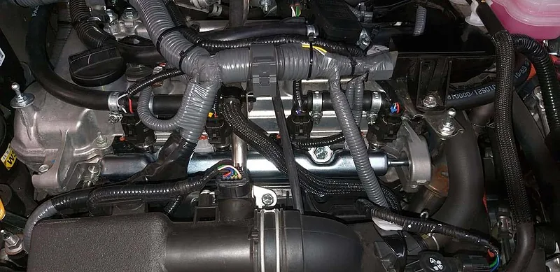 Gas injectors and wiring